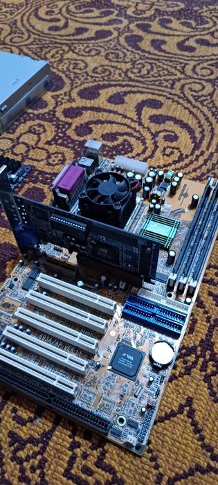 Продаю разные комплектующие для разных ПК