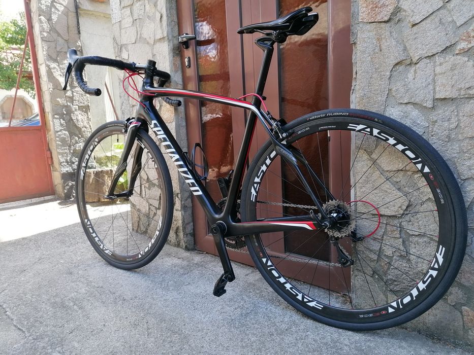 Шосеен Specialized, Фул карбон, 2*11 Shimano 105
