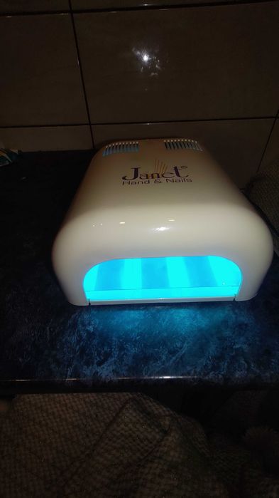 Lampă UV Janet  hand &nails