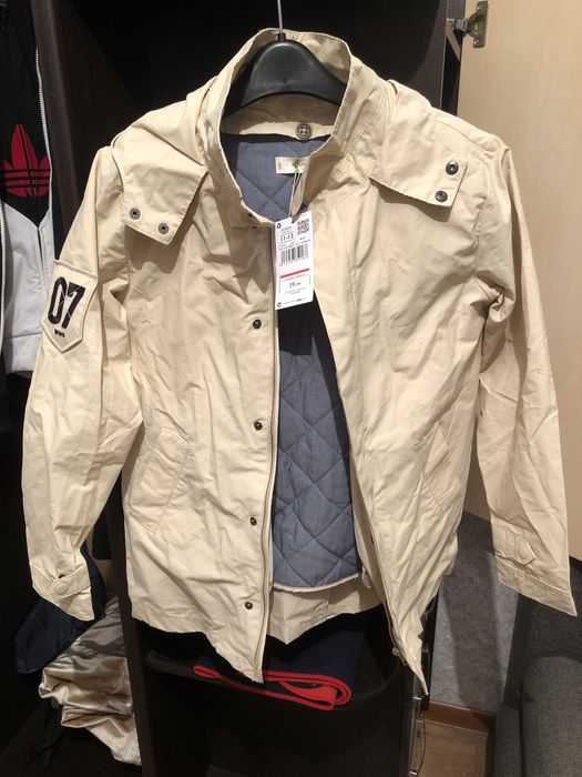 Ветровка MANGO на подростка