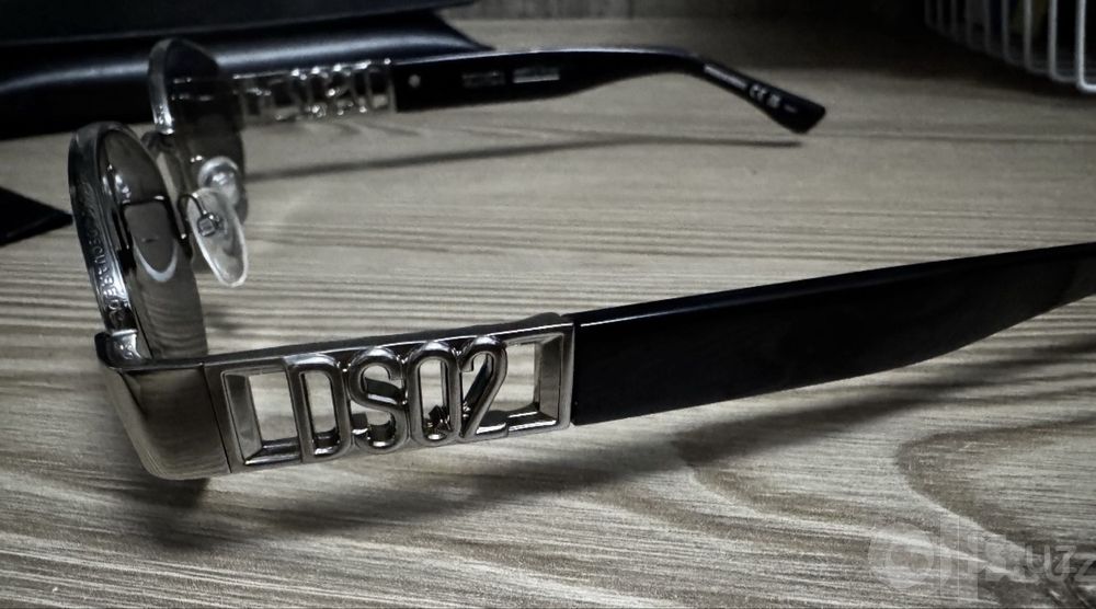 DSQUARED очки солнцезпщитные оригинал новые