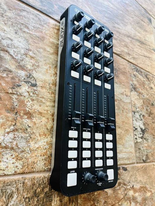 DJ Controller Allen & Heath Xone K2