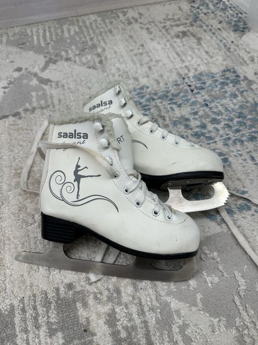 Продам детские коньки