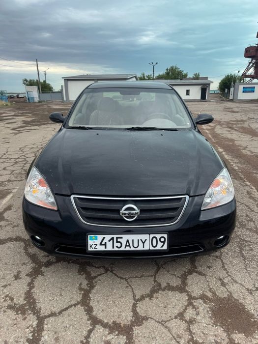 Продам ниссан алтима на механике газ бензин