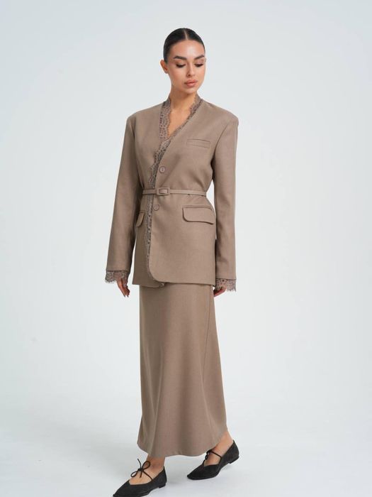 Костюм пиджак с юбкой