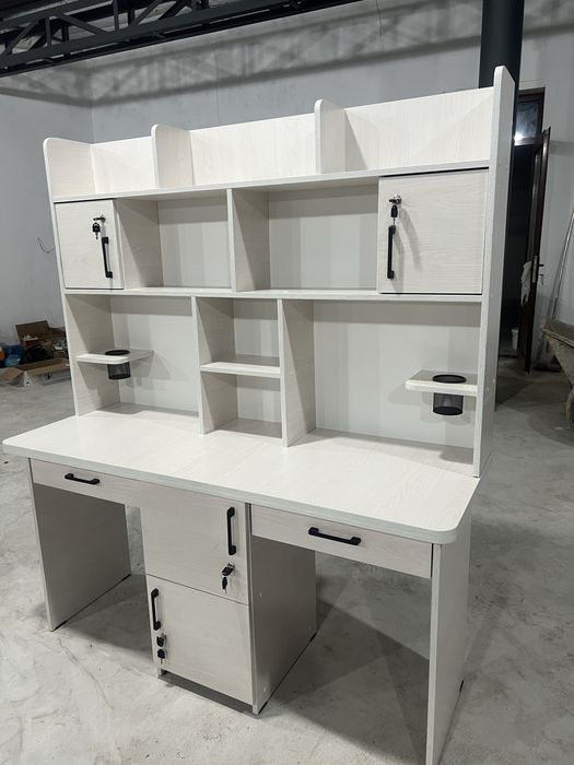 Stol Parta ikki kishilik