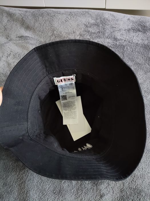 Guess pălărie unisex neagra cu logo brodat mărime OS noua originala