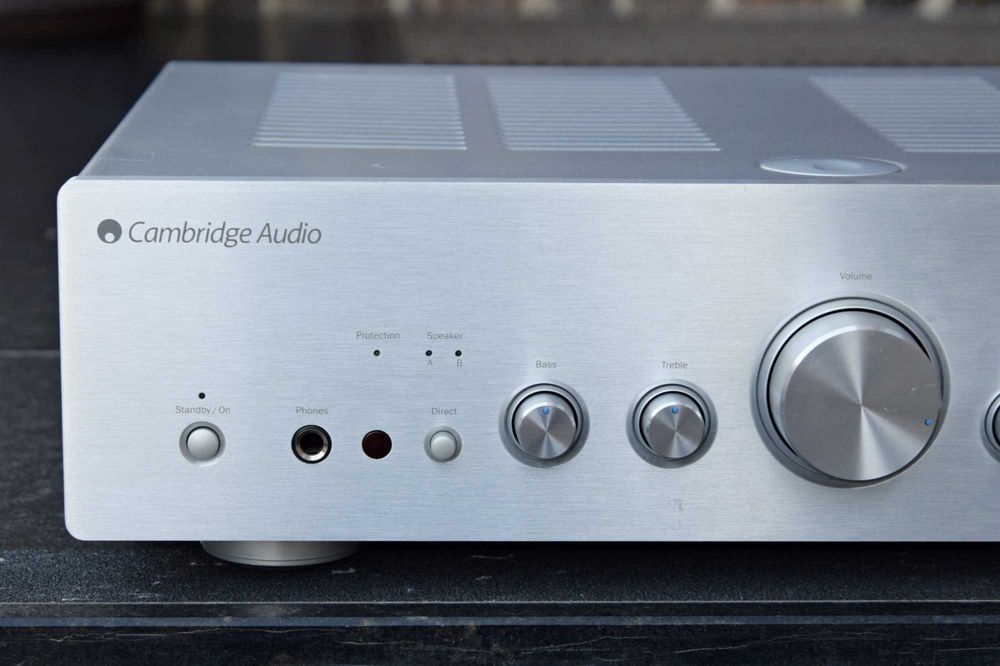 Amplificator Cambridge Audio Azur 550A