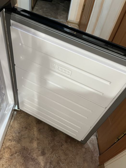 Холодильник Winia