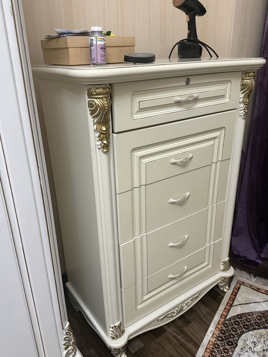 Spalniy mebel komplekt