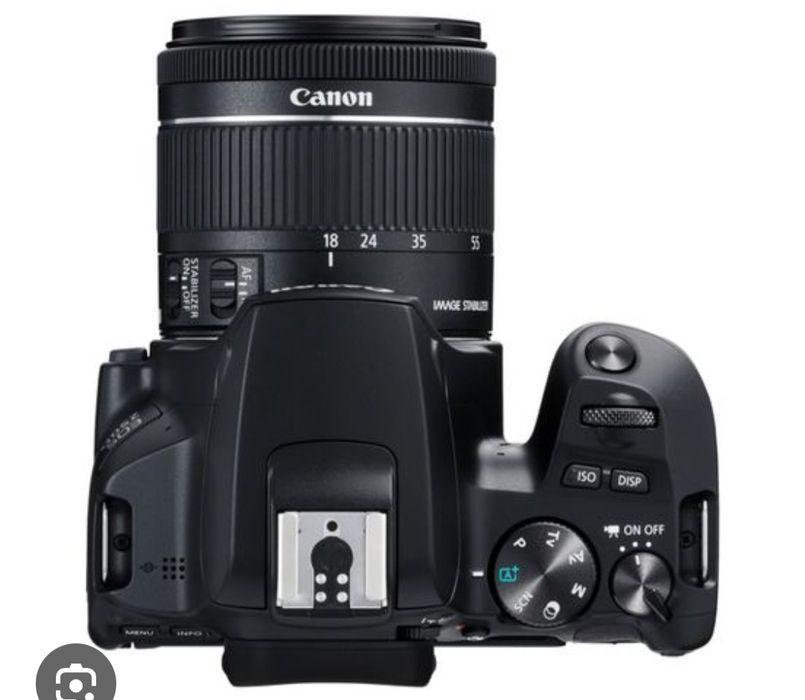 Продам фотоаппарат Canon 250 D