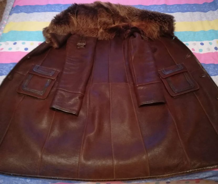 Верхняя женская одежда