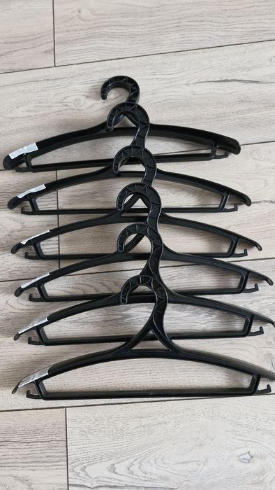 Вешалка (плечики) для верхней одежды