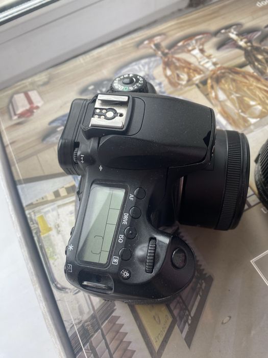 Продам Canon 60d