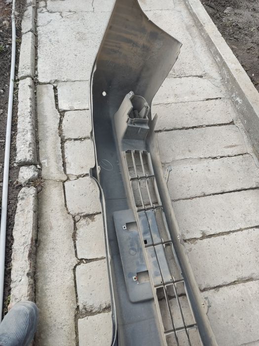 Бампер Toyota gaia