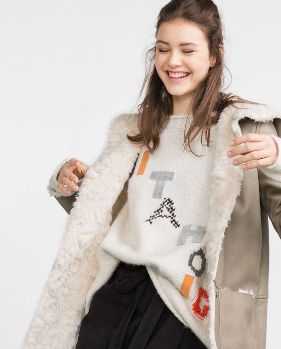 NOU! Palton tip cojoc ZARA