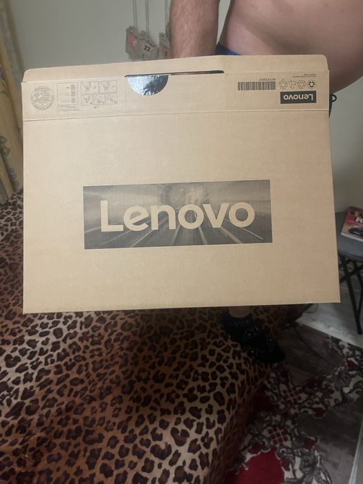 Laptop Lenovo nou
