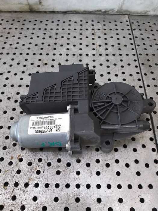 Motoras macara dreapta fata skoda fabia 2 5j 6y2959801