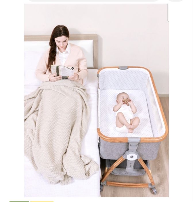 Манеж кровать в хорошем состояний