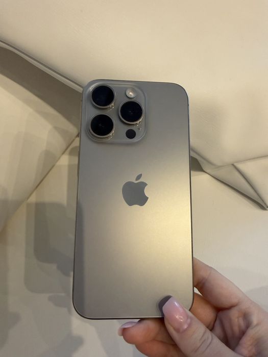 vand iphone 15 pro de 512