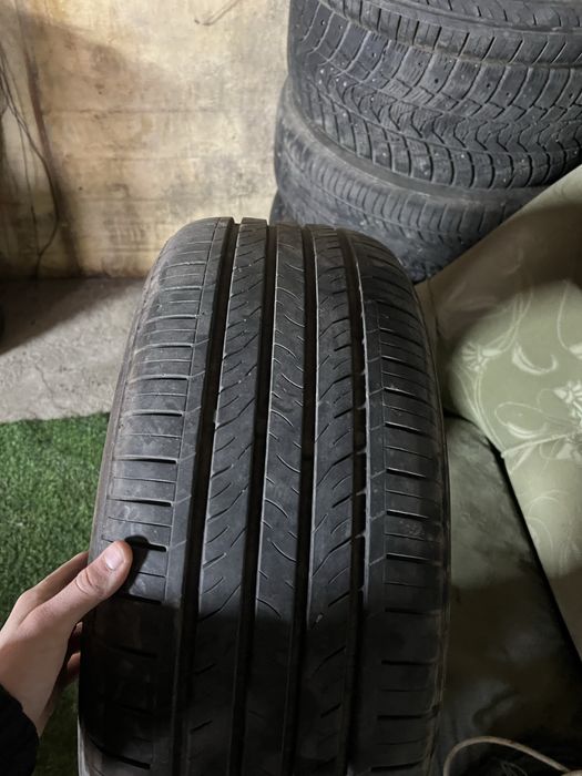 Шины R17 235/55.