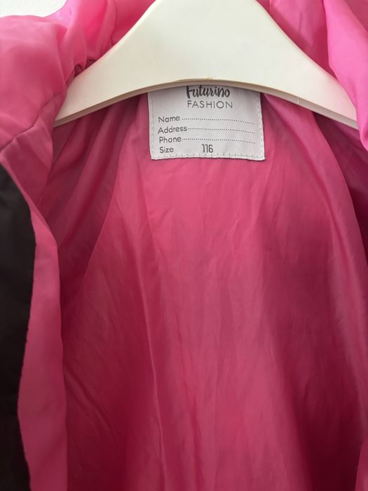 Продам куртку на девочку