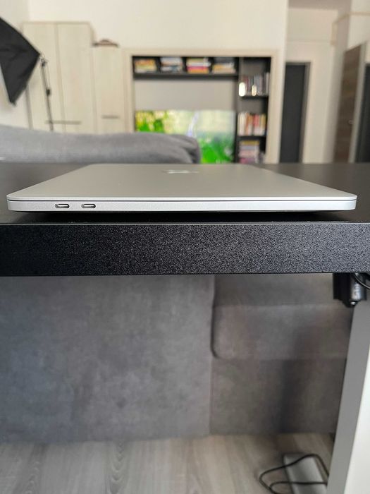 Macbook pro 13 M1 2020 8 GB RAM SSD 512