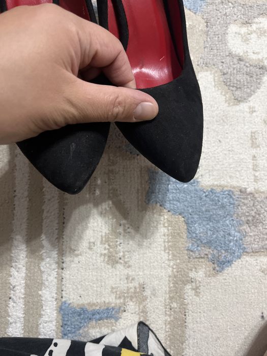 Туфли лабутены 40 размера