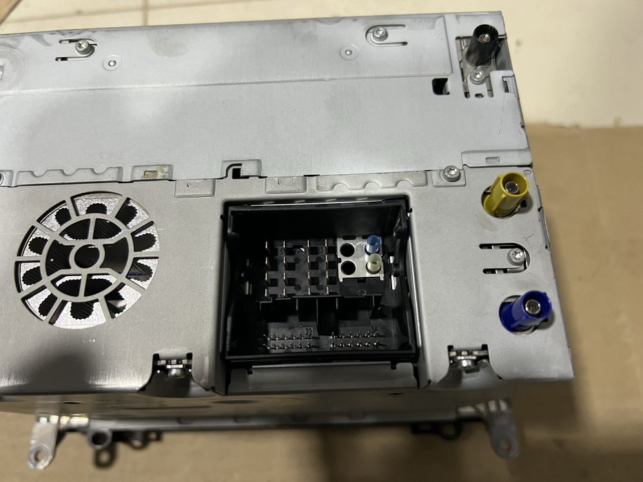 Navigatie DVD Video Mercedes A B C CLK GL M ML R SPRINTER VITO VIANO W169 W203 X164 W164 W209 W245 W906 A1698209889 A2038270062 COMAND APS NTG 2 AUX