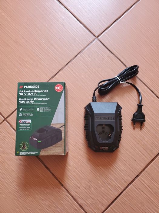 Incarcator parkside 12v 2.4ah