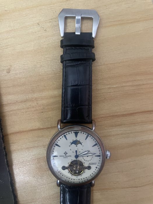 Продам часы механические