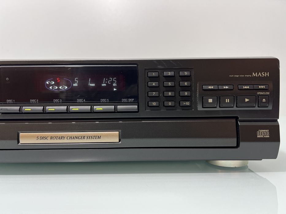 CD Player Technics SL PD-9 cu 5 CD-uri