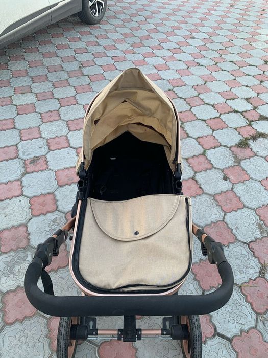 Коляска в отличном состоянии!!!