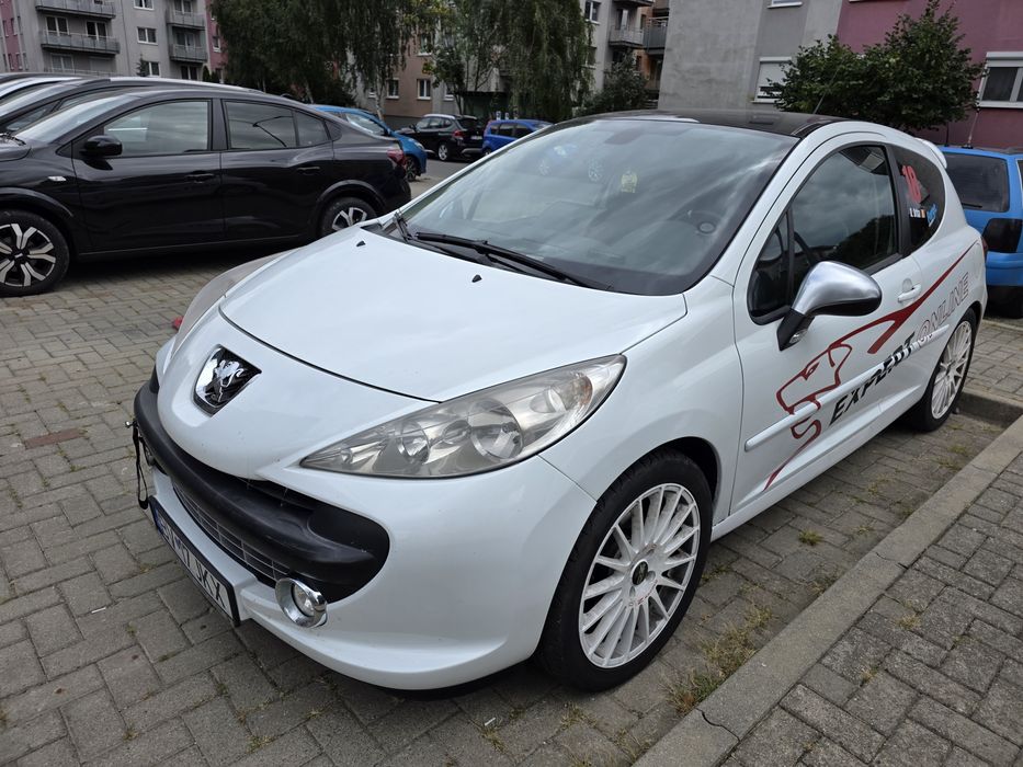 PEUGEOT 207