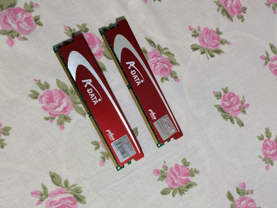 bucăți memorii AData DDR2-1066+