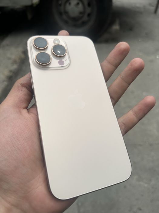 Продам Iphone 16 pro max
