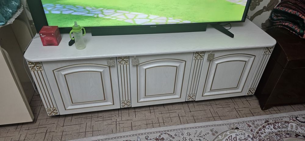 Тумба под телевизор