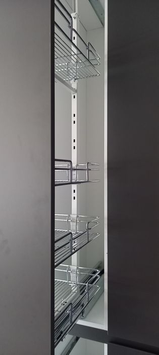 Кухненски килер голям и малък