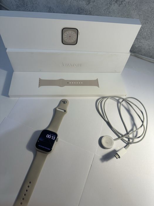 Apple Watch 8 серия (Бежевый цвет)