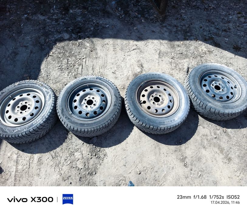 Приора продам  2 миллион