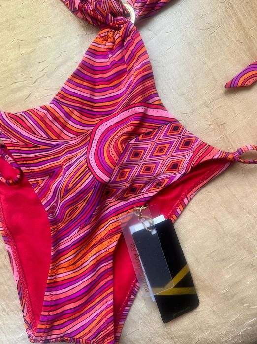 НОВ Цял изрязан бански Yamamay