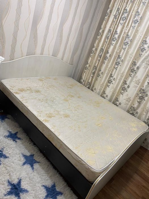 кровать 200 на 160 с матрасом