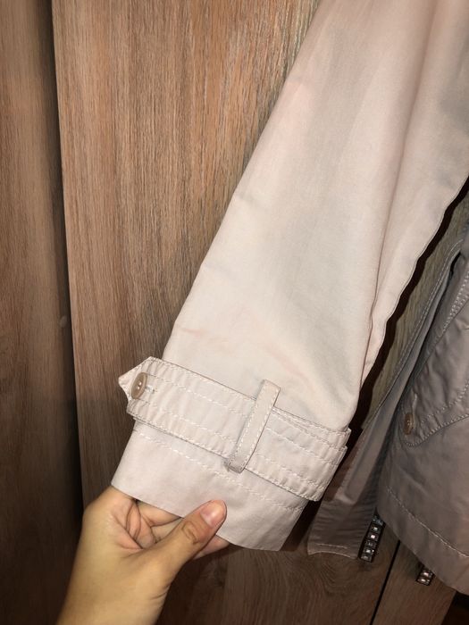 Женская ветровка.