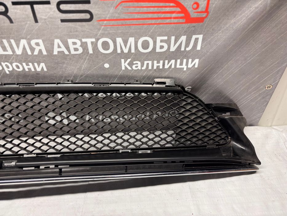 Долна решетка предна броня Mercedes C-Class W205 AMG • 2014–2021