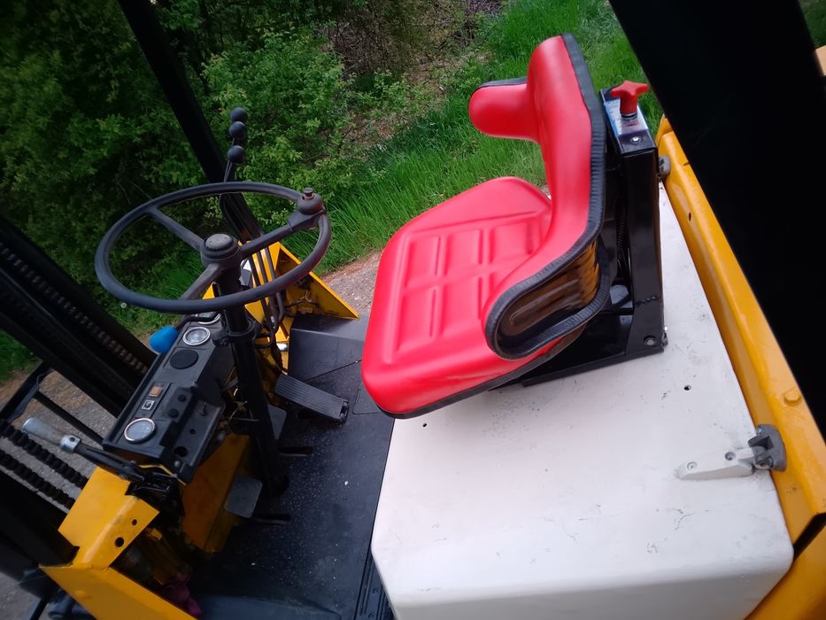 Stivuitor motostivuitor 2,5 tone