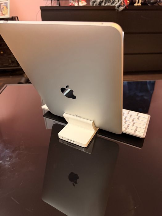 Ipad 1 32gb с оригинална клавиатура