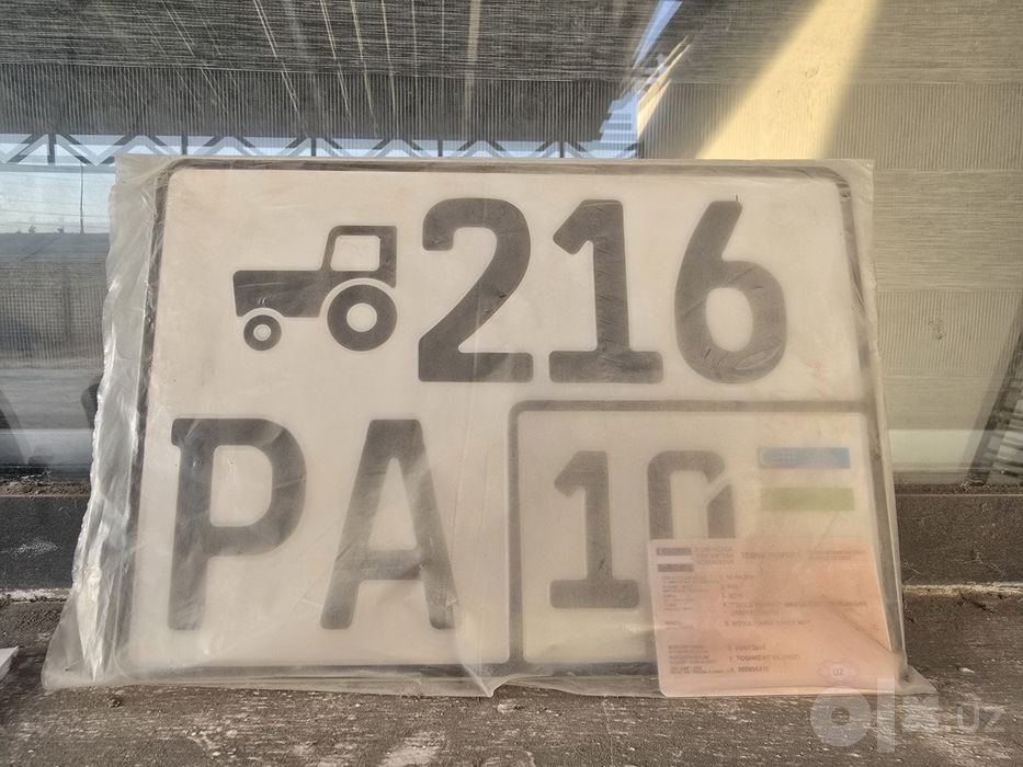 Mini ekskavatr sotladi