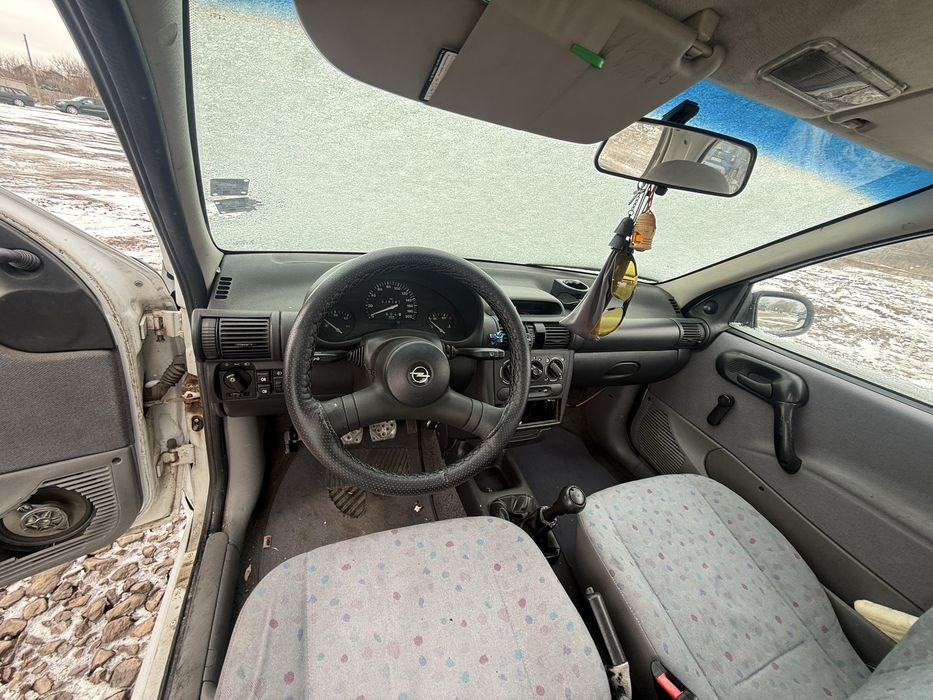 Опел Корса Б 1.7 60кс дизел 2000г на части