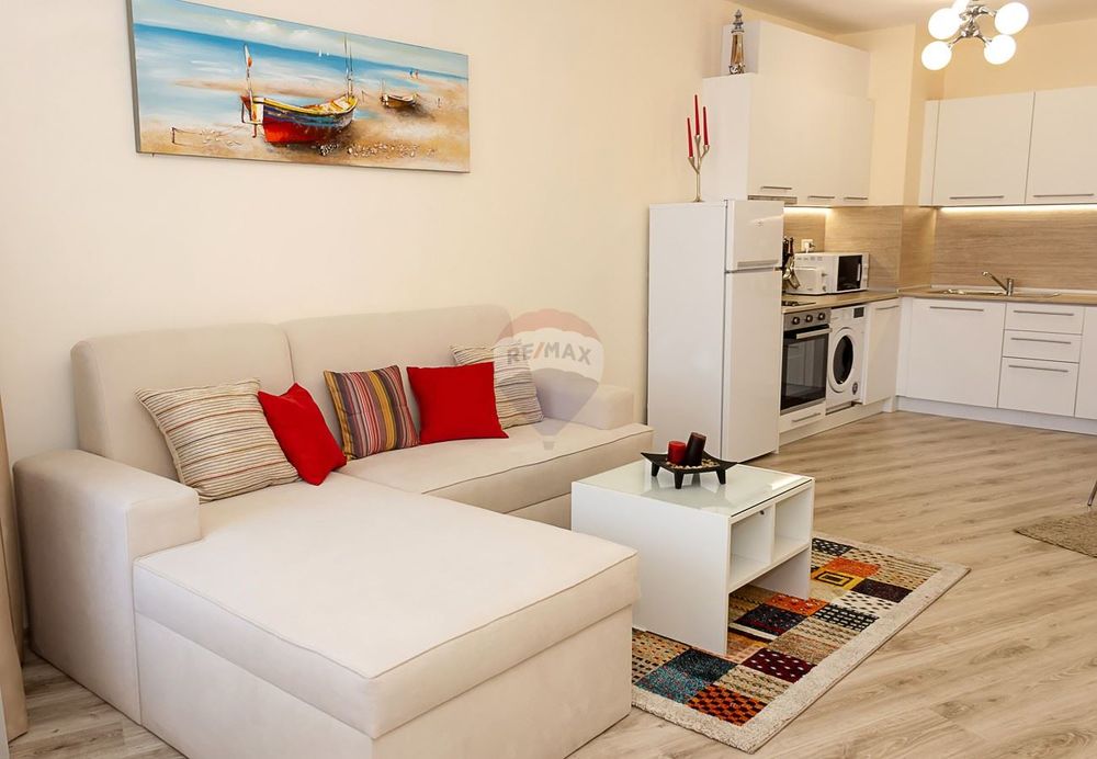 Продава се Тристаен апартамент в Варна, Аспарухово - 104 кв.м за 834 €/кв.м - Снимка #1