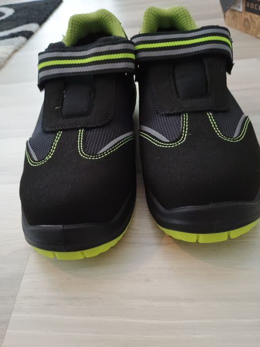 Работни обувки 43